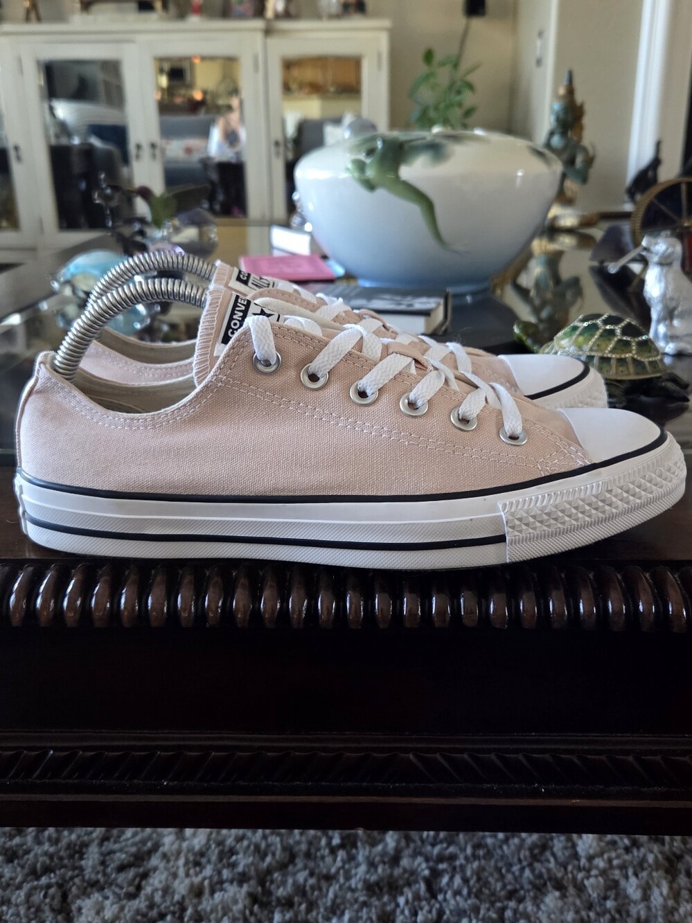 Converse All Star Chuck Low-Top Canvas Sneakers - Light Pink